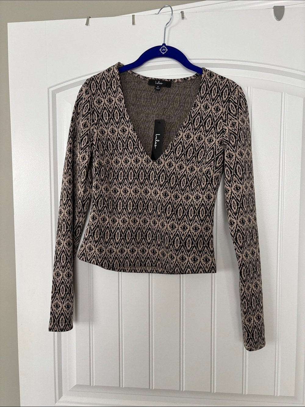 Lulu's Black & Cream V-Neck Long Sleeve Knit Top